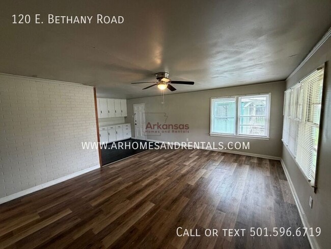 Photo - 120 E Bethany Rd