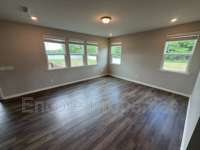 Photo - 7704 Chestnut Crk Ct