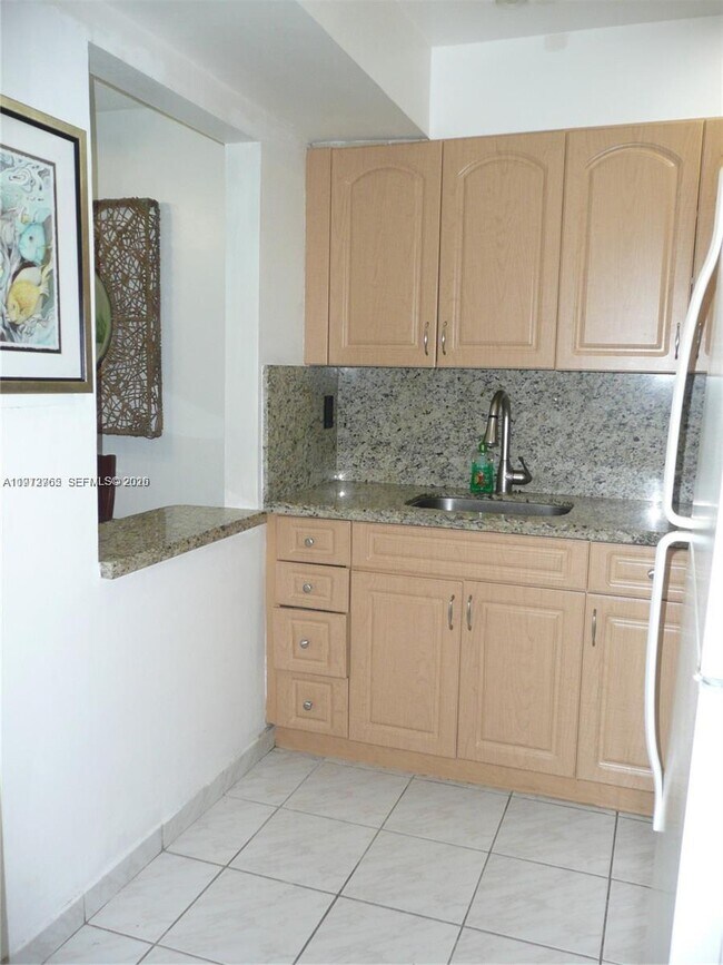 Photo - 17560 Atlantic Blvd Unit 503