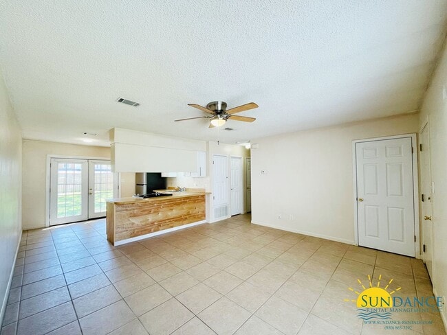 Photo - Beautiful 2 Bedroom Home in Fort Walton Beach!