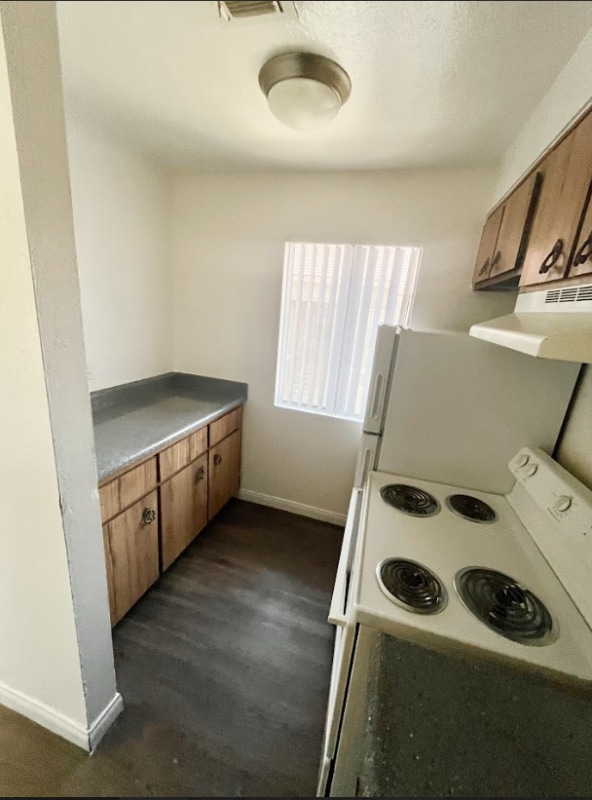 Photo - 1750 Karen Ave Unit classic 2x2