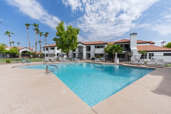 The Village at Lindsay Park Apartments