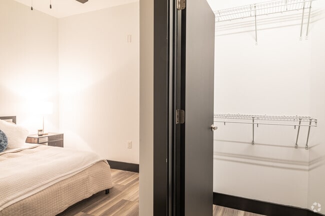 Photo - The Riviera on Semmes