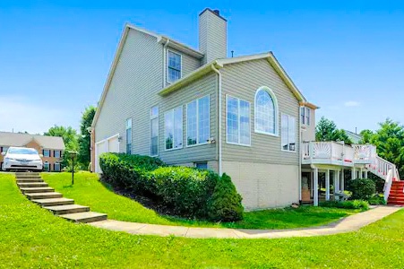 Photo - 1706 Poling Ave