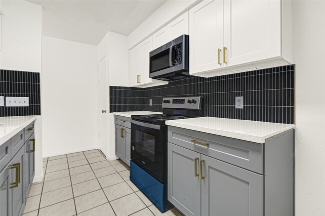 Photo - 13023 Lima Dr