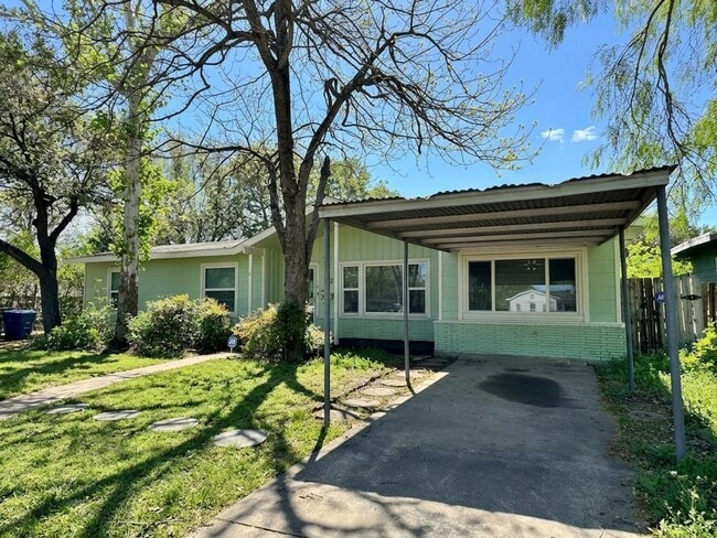 Photo - *MOVE IN SPECIAL* Stylishly Renovated Home with Fenced Backyard & Two Living Areas!