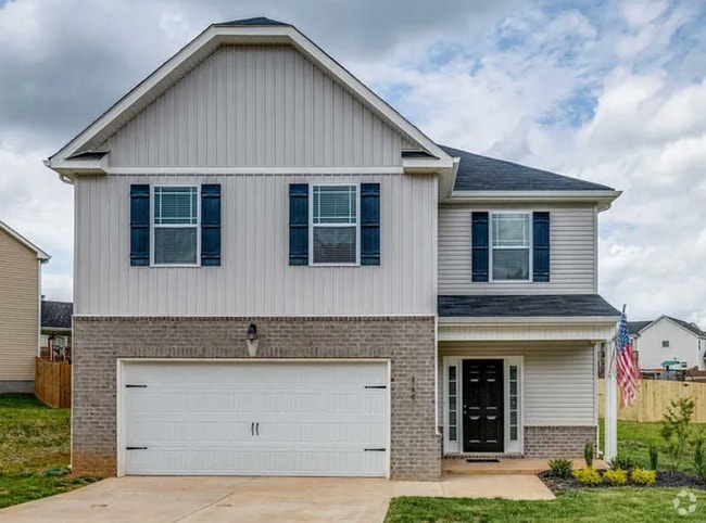 Building Photo - Stunning & Spacious 4-Bedroom Home with Bo...