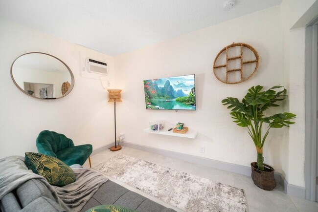 1702 NE 9th St Unit SI ID1369639P