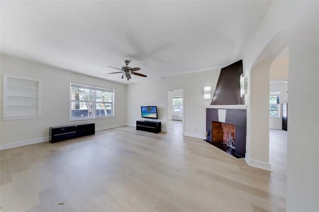 Photo - 1241 13th St Unit 2