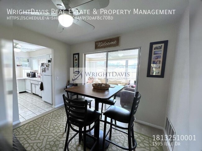 Photo - 1595 Idle Dr NE