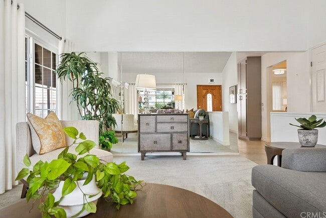 Photo - 2650 Altamira Dr