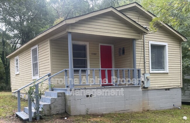 Photo - 1102 Spann St House