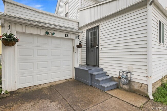 Photo - 12 Baynes St