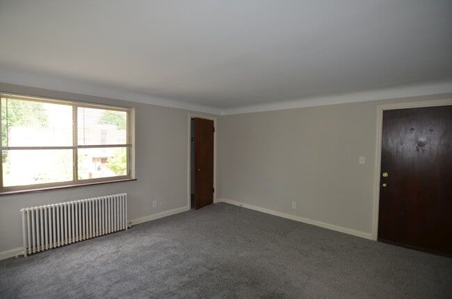 Photo - 6615 Bantry Ave Unit 5