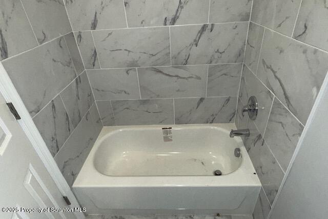 Photo - 622 Alder St