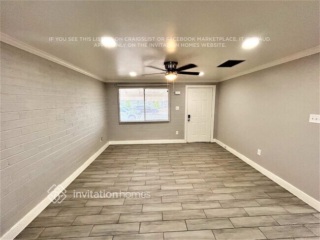 Photo - 4309 N 72nd Ln