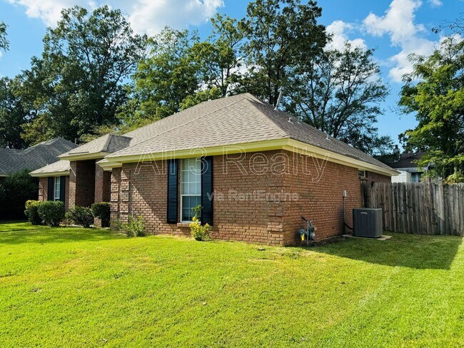 Photo - 4025 Oak Shadow Ln