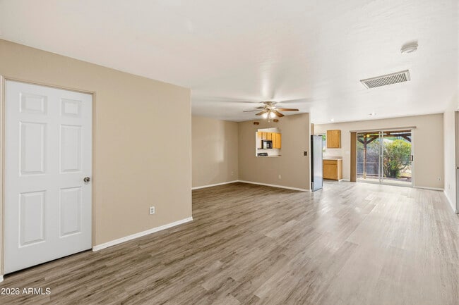 Photo - 7131 E Thrush Ln