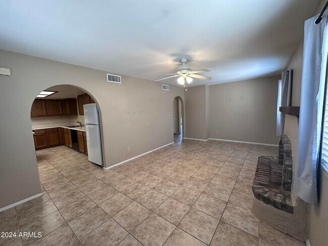 Photo - 16421 E Ashbrook Dr