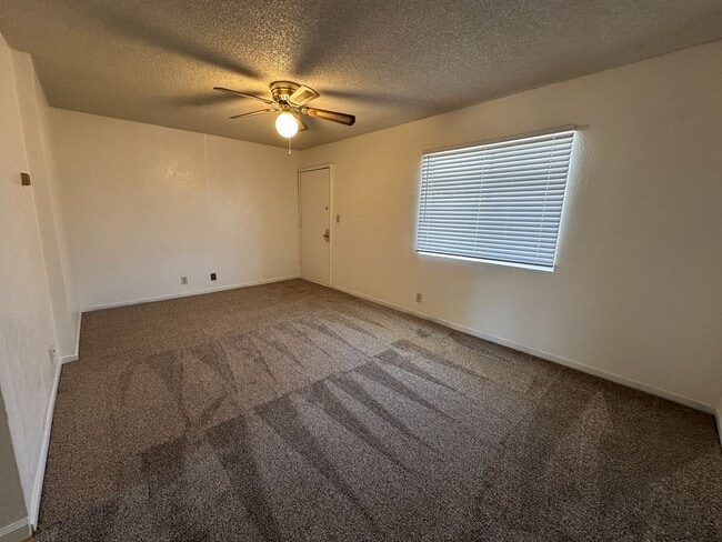 Photo - 2 bed, 1 bath Upstairs Apartment Unit 6