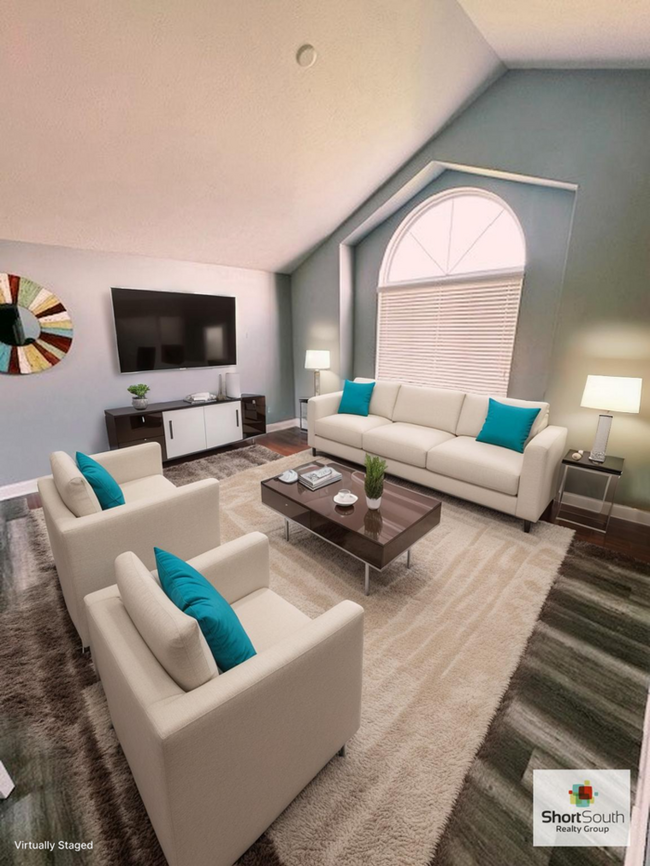 3 bed 2 bath house right next to South Chr... - 3 bed 2 bath house right next to South Chr...