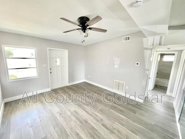 Photo - 3436 Lucerne Terrace House