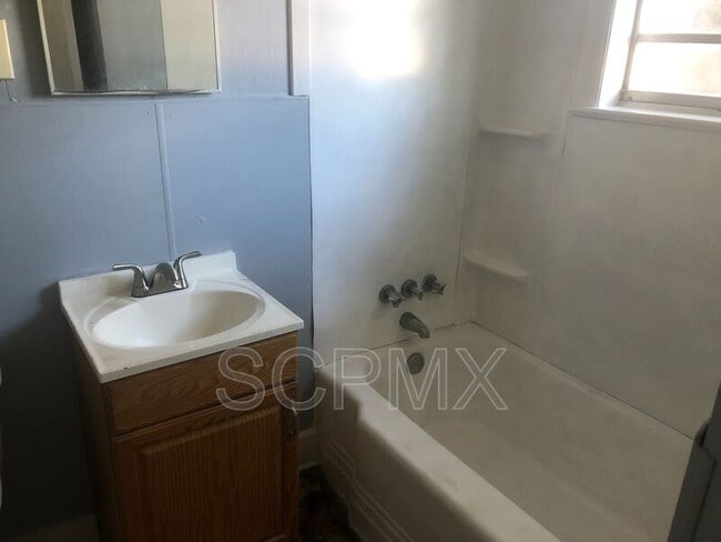 Photo - 3444 Navajo St Unidad A