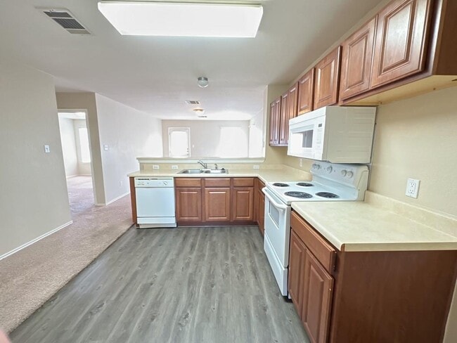 1000 Bluff Meadow Cove