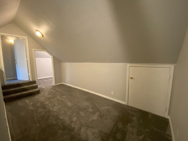 Building Photo - 2830 San Gabriel St Unit A