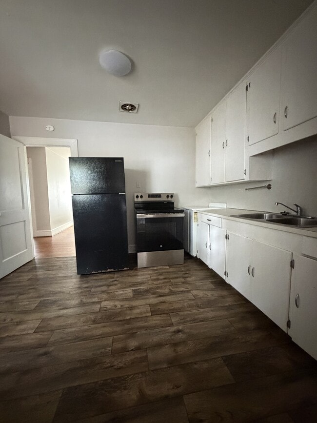 Photo - 164 Nelson St