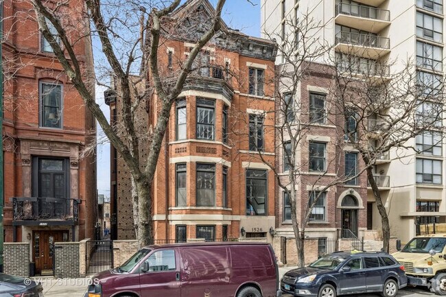 Building Photo - 1524 N La Salle Dr Unit 2W Rental