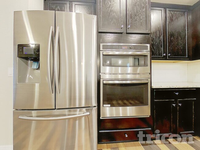 Photo - 9229 Halsey Dr