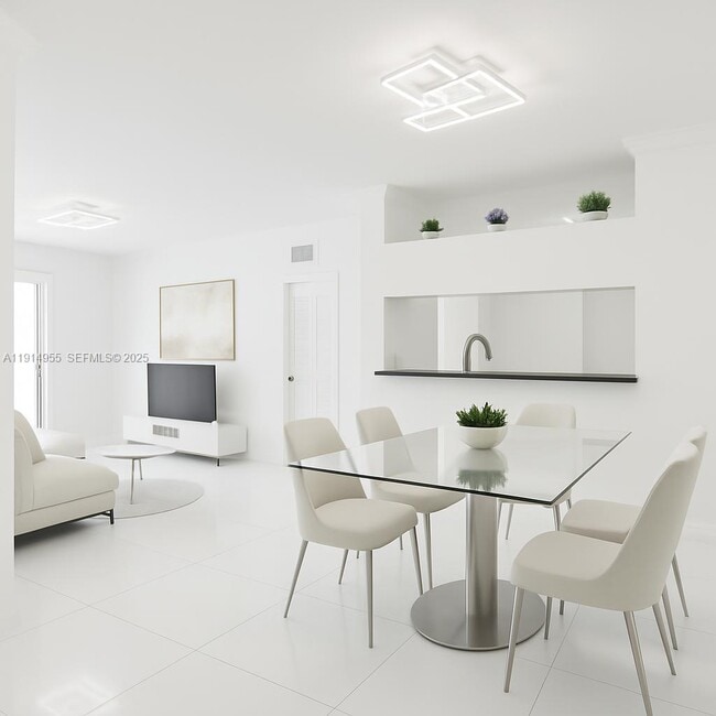 Building Photo - 17150 N Bay Rd Unit 2320