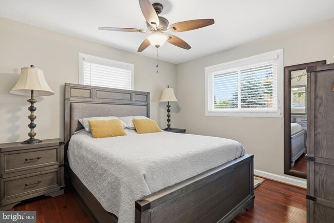 Photo - 7137 Murray Ln