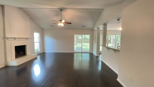 Photo - Move In Ready~ Beautiful 4 BR Home Available in Dorchester 2 School District!