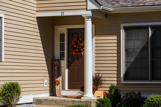 Photo - Briar Glen Village