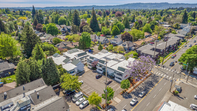Building Photo - Burnside East Rental