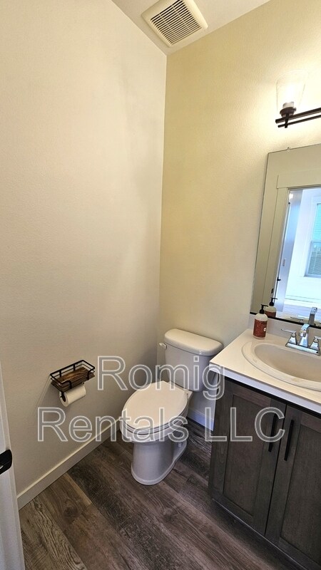 Photo - 906 NW 178th St