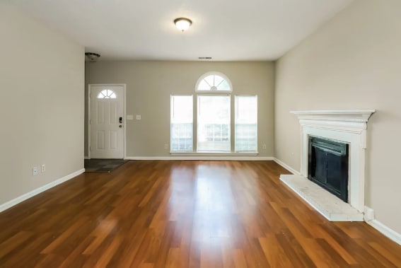 Photo - 1101 Gretna Green Dr