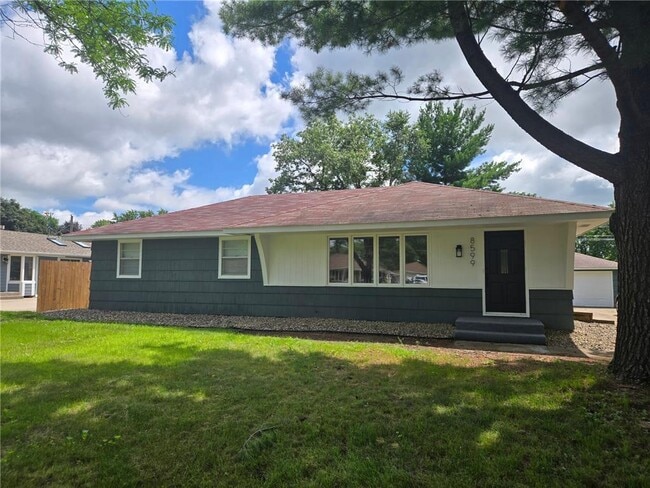 Building Photo - 8599 Greene Ave S Rental