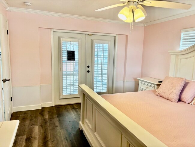 Photo - 381 Delido Ct