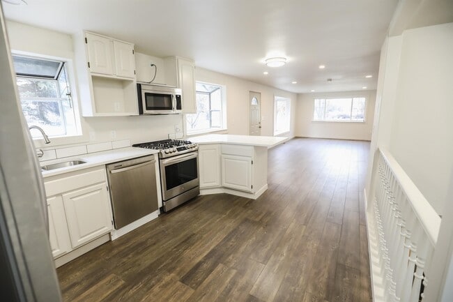 Photo - 5113 N McDonald Rd