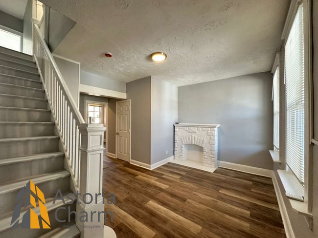 Photo - 4 Bedroom or 3 Bedroom with Den Home with First Floor Bedroom on Homestead Street