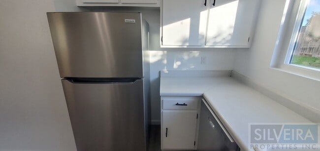 Photo - Three Bedroom Home In Santa Maria! Month to Month Tenancy