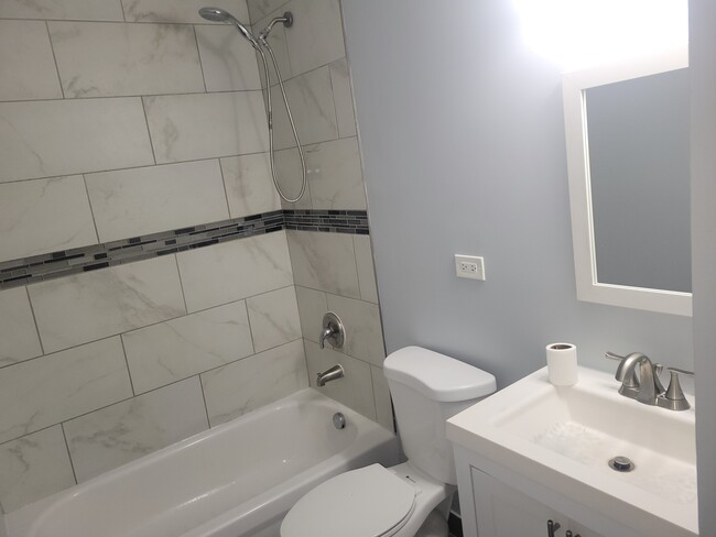 Photo - 22005 Balmoral Dr