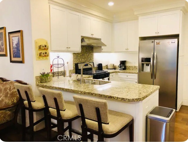 Photo - 162 Overbrook