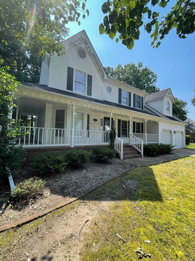 Photo - 403 Coach Hovis Dr