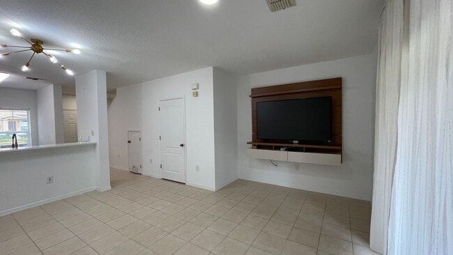 Photo - Charming,Pet Friendly 2 Bedroom, 2.5 Bath Townhome!