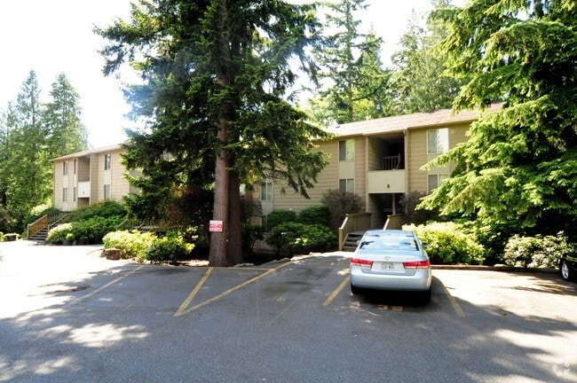 Parkwood Apartments - Parkwood Apartments