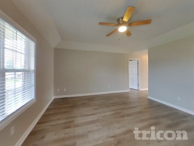 431 Palamino Ln